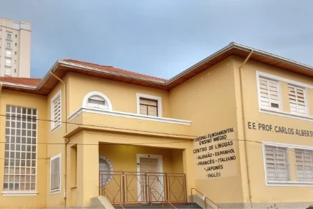 Escola Estadual Carlos Alberto de Oliveira