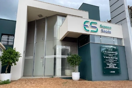 Dra. Isabela Oliveira | Dentista em Assis