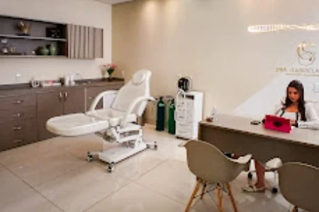 Dra. Gabriela Silva Fisioterapeuta Dermatofuncional