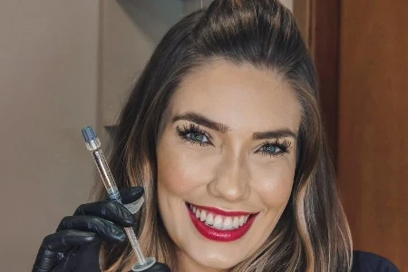 Dra. Isabela Serodio Harmonização Orofacial em Assis/SP