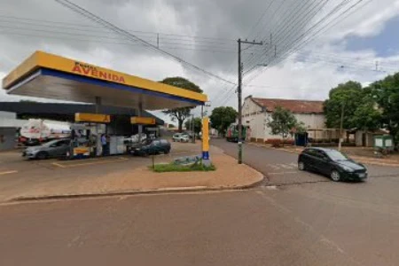 Auto Posto Avenida em Cândido Mota/SP